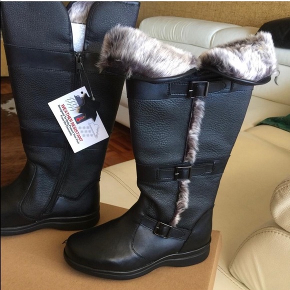 NWT ARENI Women’s Warm Weather Resistant Boots, size 9. - Picture 5 of 7